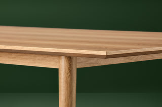 Mobilia Table