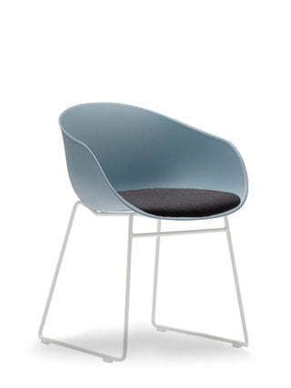 Advanta Aylachair 3 - Blue chair with white frame