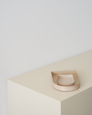 Arc15 beige minimalist tray set on table