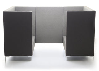 Cara Highline booth with link panel
