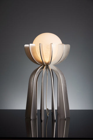 ILANEL StellaF Table Lamp - Modern design with globe shade