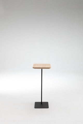 Puffalo tablet table - modern design on white background