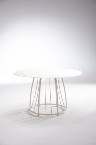ND 520H coffee table on a light gray background