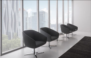 Advanta DELPHI Lounge chairs in situ