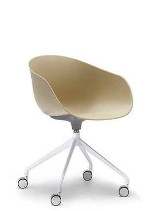 Aylachair 26 UN W beige swivel chair