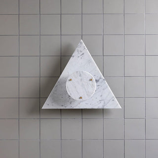 Bermuda7 marble triangle shelf with round accent