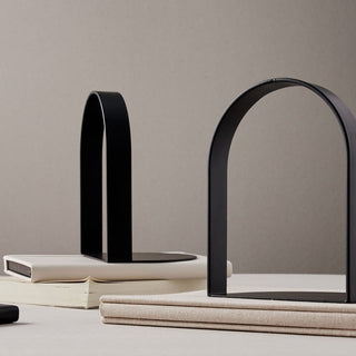 Black metal arch bookends