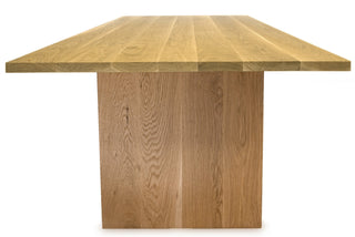 Coeval dining table, Silny design