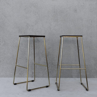 St. Dennis 3 bar stools