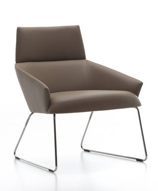 Wall Street 35 Modern Lounge Chair